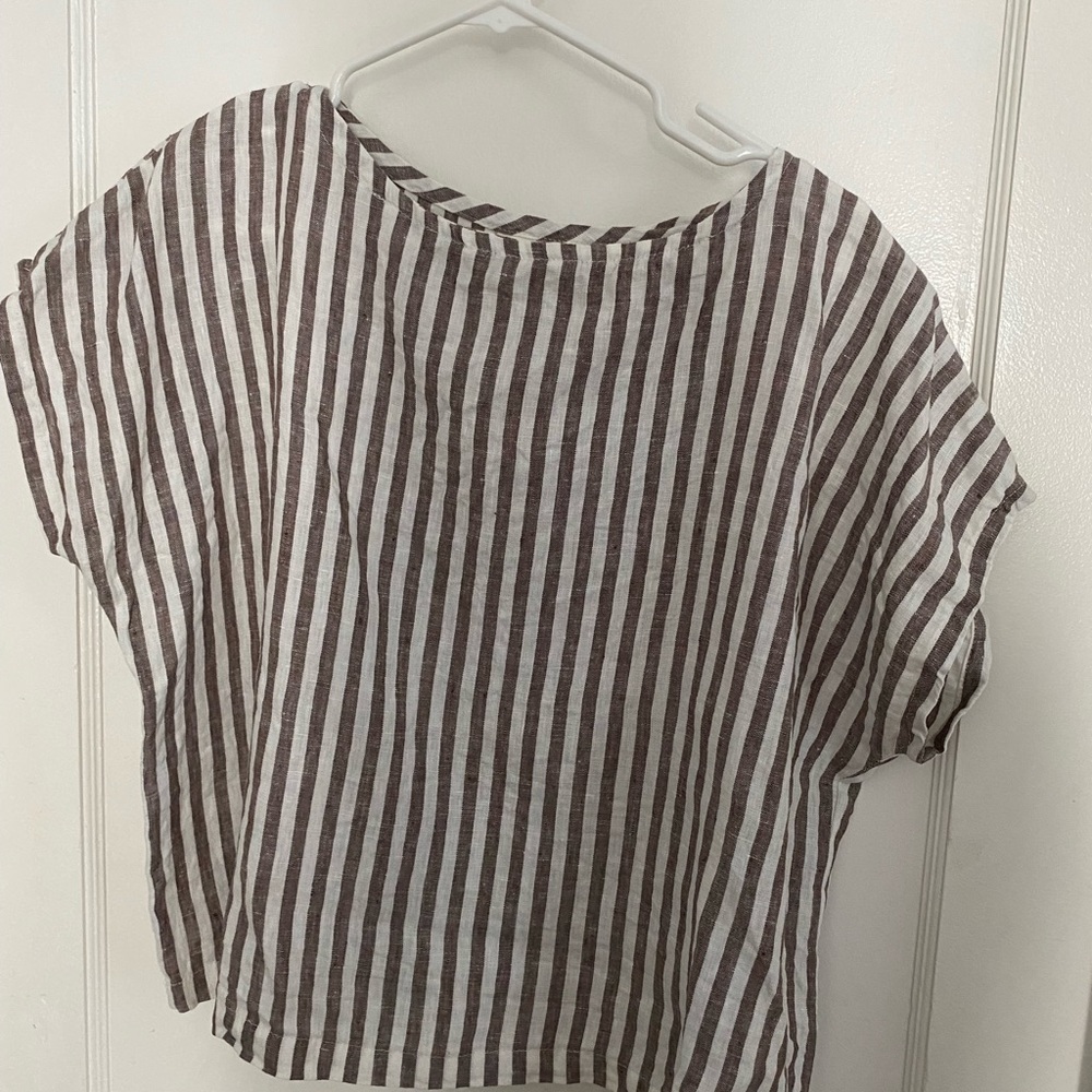 Conscious Clothing linen boxy top.